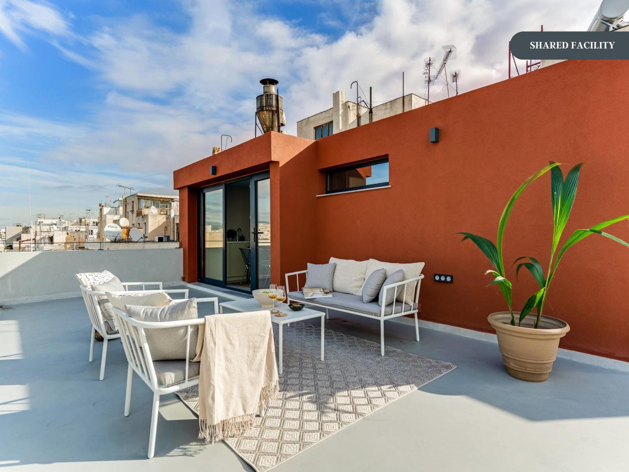 Sanders Port Piraeus Exterior photo